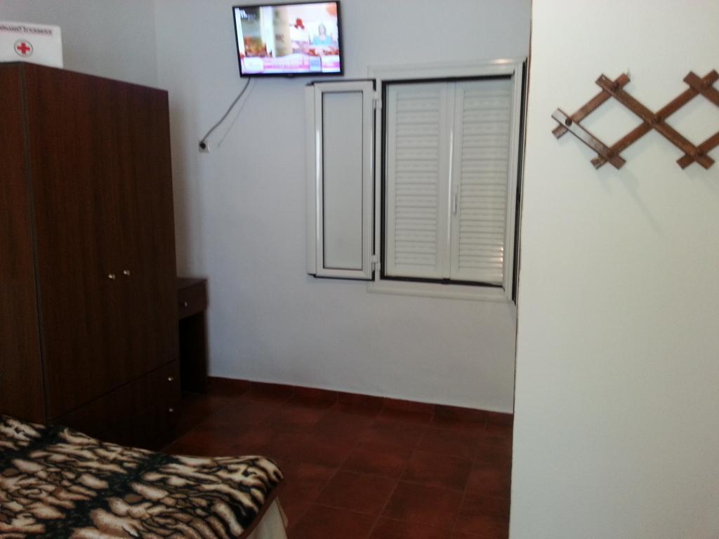 Vintage House-Vori-Rent Rooms Bagian luar foto