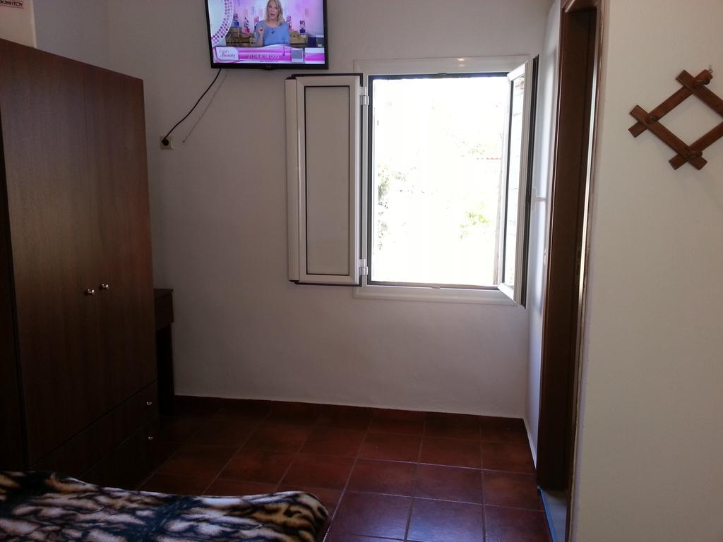 Vintage House-Vori-Rent Rooms Bagian luar foto