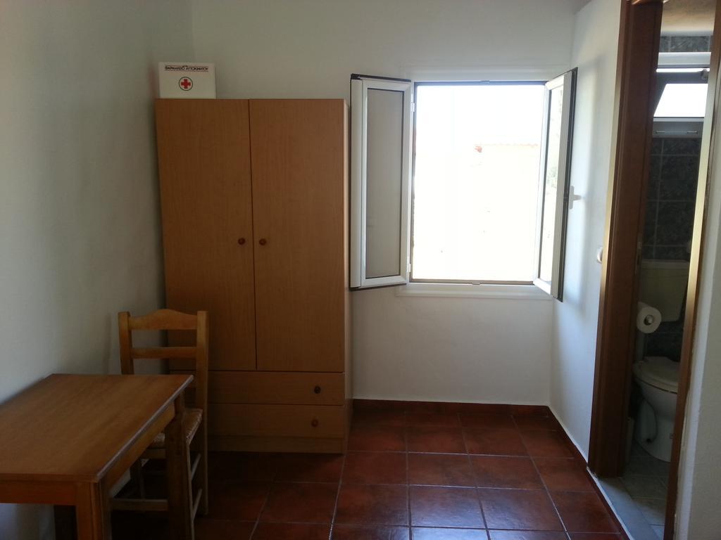 Vintage House-Vori-Rent Rooms Bagian luar foto
