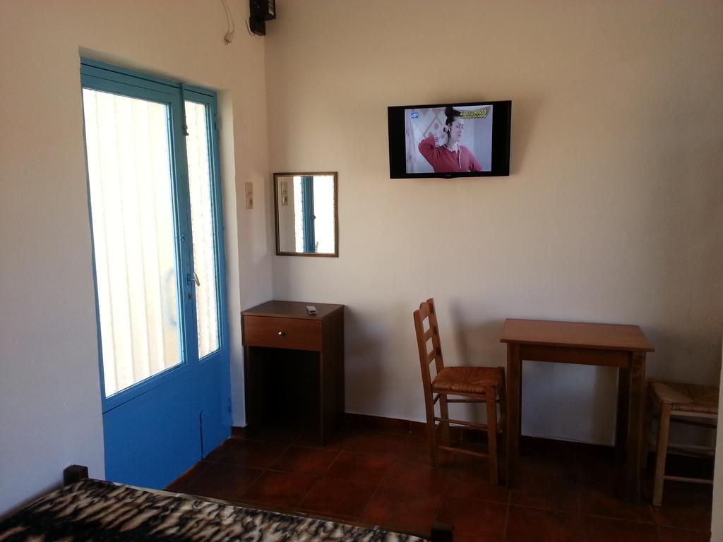 Vintage House-Vori-Rent Rooms Bagian luar foto