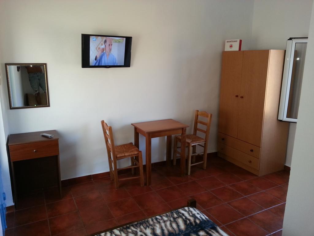 Vintage House-Vori-Rent Rooms Bagian luar foto